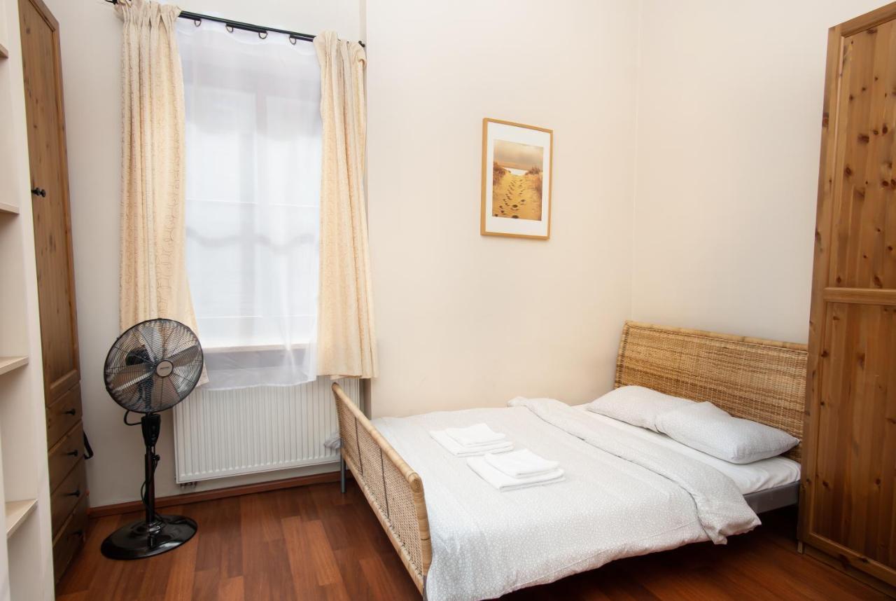 Klimatyczny Apartament Przy Rynku Вроцлав Экстерьер фото